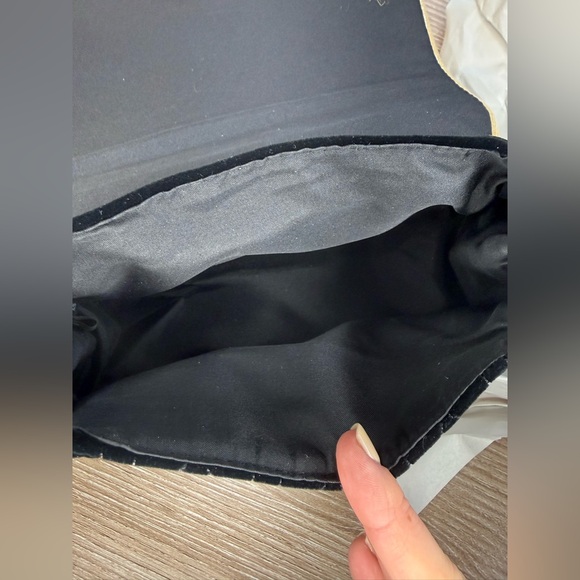 Dior Black Velvet Parfum Clutch with Gold Trim - Picture 4 of 4